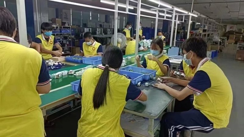 维修师傅的服务态度也是判断其是否靠谱的重要依据。以下是一些判断标准：